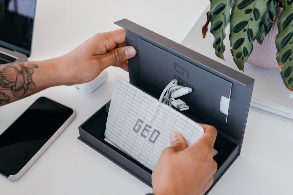 Image from GEO Portable Infrared Heating Pad