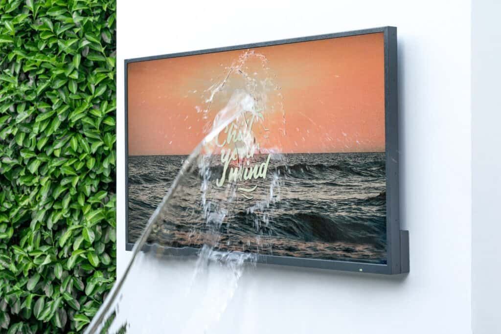 Image from Sylvox Deck Pro is a Smart TV Built for the Outdoors
