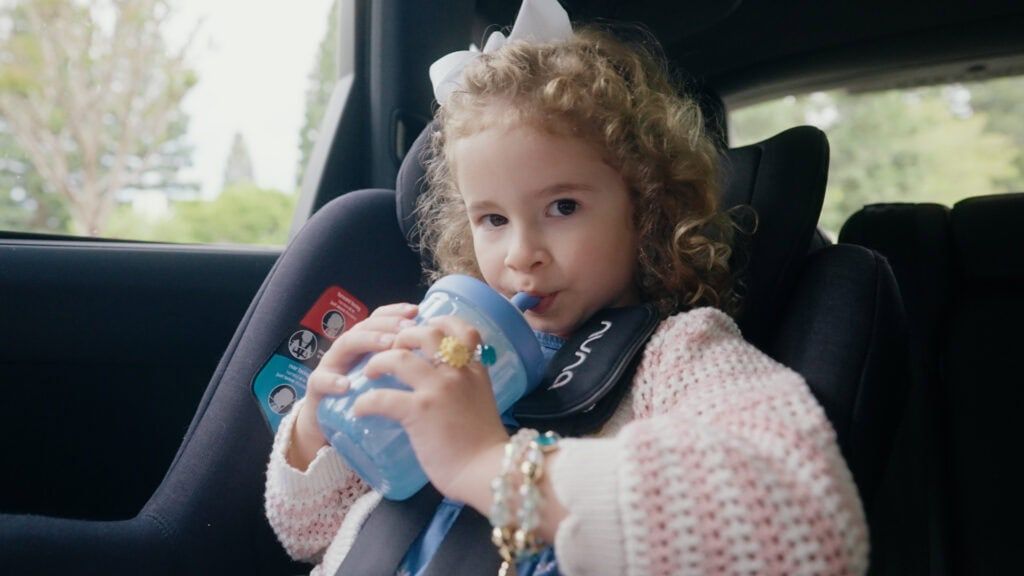 Image from The End of the Sippy Cup Struggle: Poki Yoki Delivers