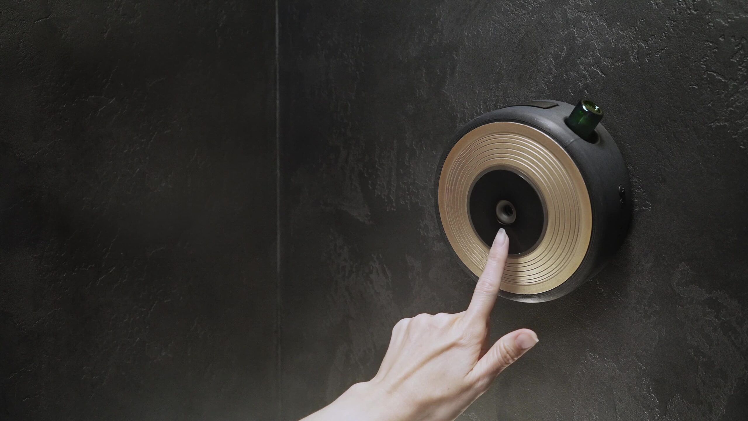 ScentXpresso Review: The Aromatherapy Shower Gadget I Didn’t Know I Needed