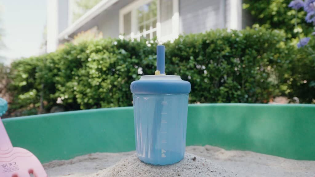 Image from The End of the Sippy Cup Struggle: Poki Yoki Delivers